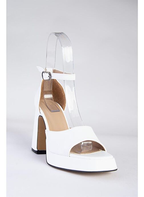 Beyaz Kalın Platform Topuklu Kadın Ayakkabı K404100209 - Görsel 5