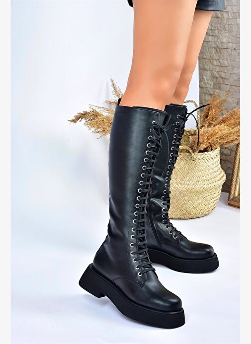 Siyah Bağcıklı Günlük Kadın Çizme L610130909 - Görsel 4
