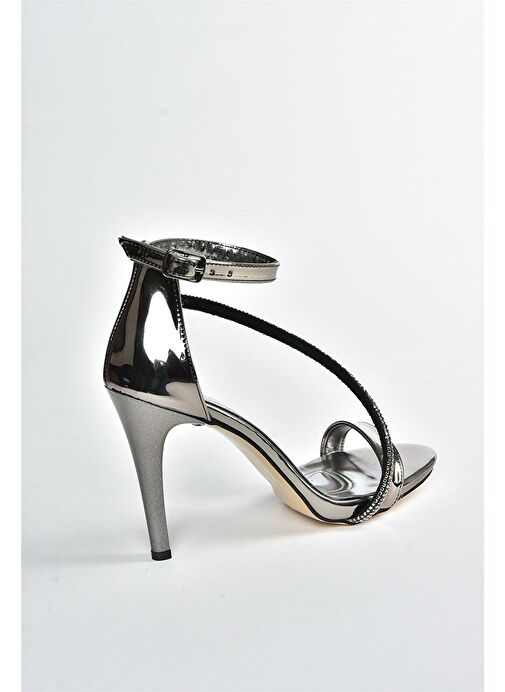 Platin Ayna İnce Topuklu Taşlı Kadın Abiye Ayakkabı M251005134 - Görsel 8