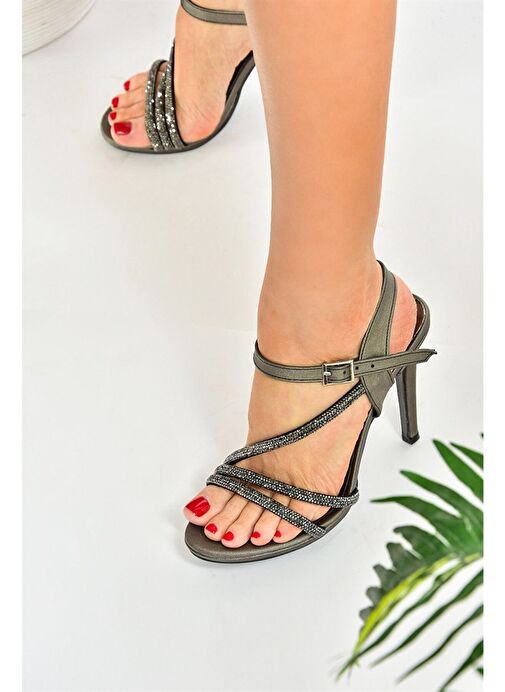 Platin Saten Kumaş Taşlı Kadın Abiye Topuklu Ayakkabı M246011104 - Görsel 6