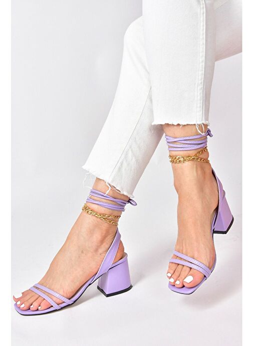 Lila Kısa Topuklu Altın Zincir Detaylı Bilekten Bağlamalı Kadın Ayakkabı M369541209 - Görsel 3