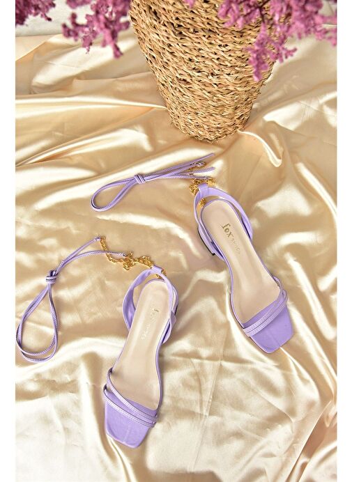 Lila Kısa Topuklu Altın Zincir Detaylı Bilekten Bağlamalı Kadın Ayakkabı M369541209 - Görsel 7