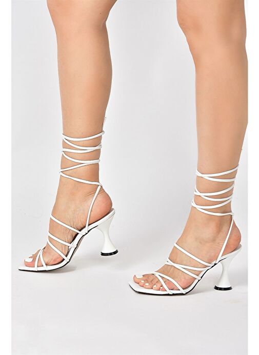 Beyaz Bilekten Bağlamalı Topuklu Kadın Ayakkabı M369543409 - Görsel 3