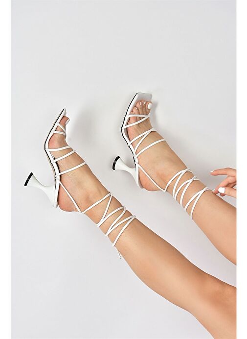 Beyaz Bilekten Bağlamalı Topuklu Kadın Ayakkabı M369543409 - Görsel 4