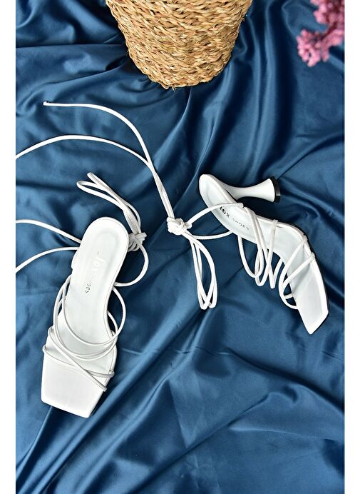 Beyaz Bilekten Bağlamalı Topuklu Kadın Ayakkabı M369543409 - Görsel 6