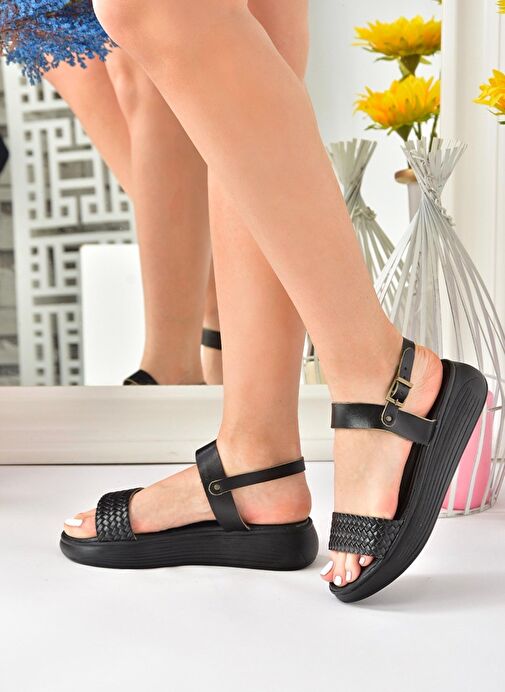 Siyah Hakiki Deri Örgü Modelli Günlük Kadın Sandalet M291053603 - Görsel 4