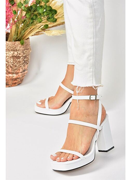 Fox Shoes Beyaz Kadın Topuklu Ayakkabı 8573 - Görsel 4