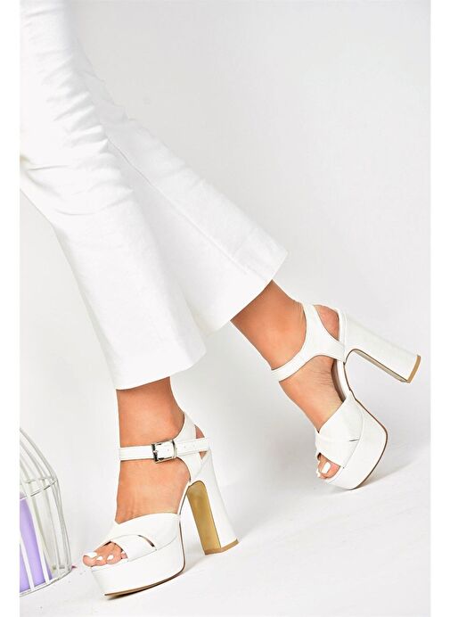 Fox Shoes Beyaz Kadın Platform Topuklu Ayakkabı 8598 - Görsel 2