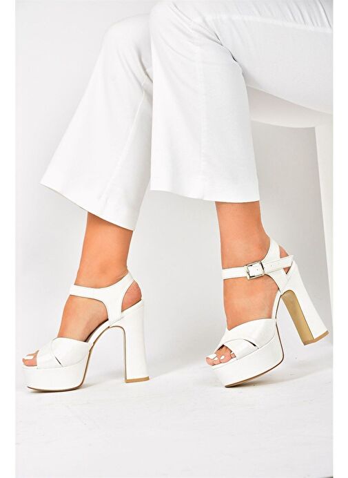 Fox Shoes Beyaz Kadın Platform Topuklu Ayakkabı 8598 - Görsel 3