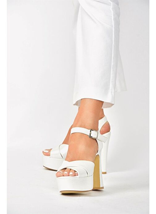 Fox Shoes Beyaz Kadın Platform Topuklu Ayakkabı 8598 - Görsel 4