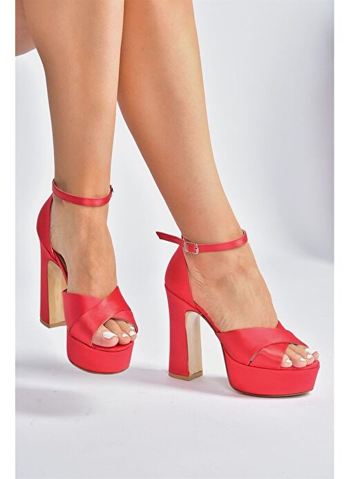 Kırmızı Saten Kumaş Platform Topuklu Kadın Abiye Ayakkabı M348202504 - Görsel 2