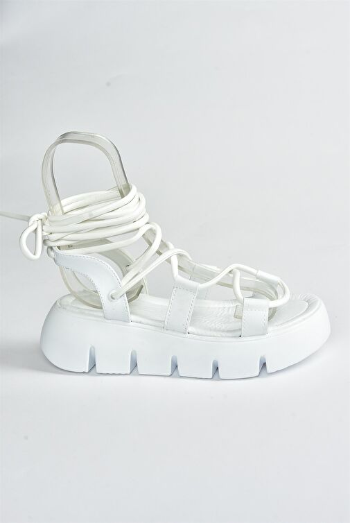 Beyaz Kalın Tabanlı Bilekten Bağlamalı Kadın Sandalet M267083009 - Görsel 8