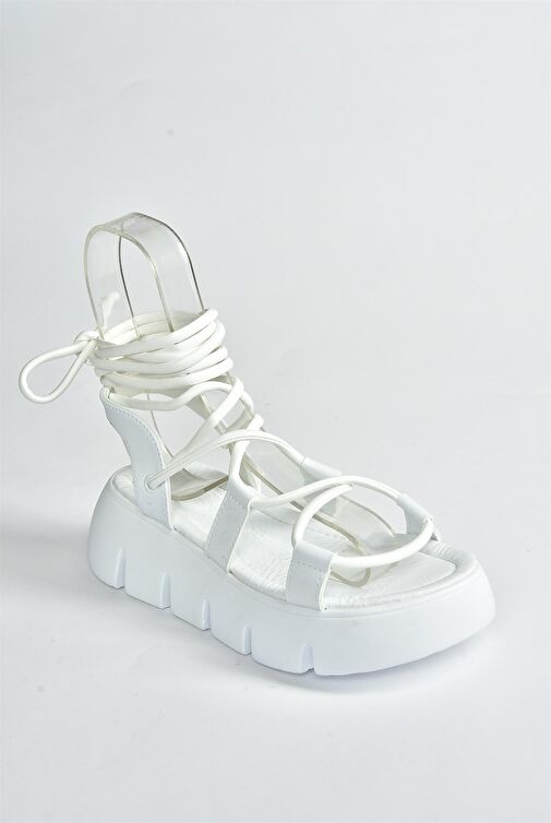 Beyaz Kalın Tabanlı Bilekten Bağlamalı Kadın Sandalet M267083009 - Görsel 9