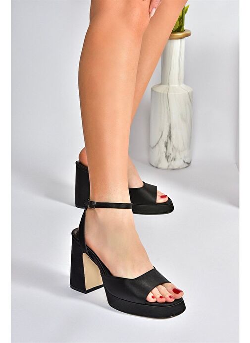 Siyah Saten Kumaş Kalın Platform Topuklu Kadın Ayakkabı M570345604 - Görsel 4