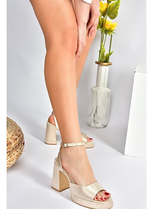 Ten Saten Kumaş Kalın Platform Topuklu Kadın Ayakkabı M570345604 - Görsel 3