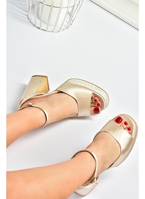 Ten Saten Kumaş Kalın Platform Topuklu Kadın Ayakkabı M570345604 - Görsel 6