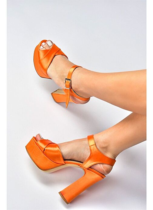 Turuncu Saten Kumaş Platform Topuklu Kadın Abiye Ayakkabı M348202404 - Görsel 2