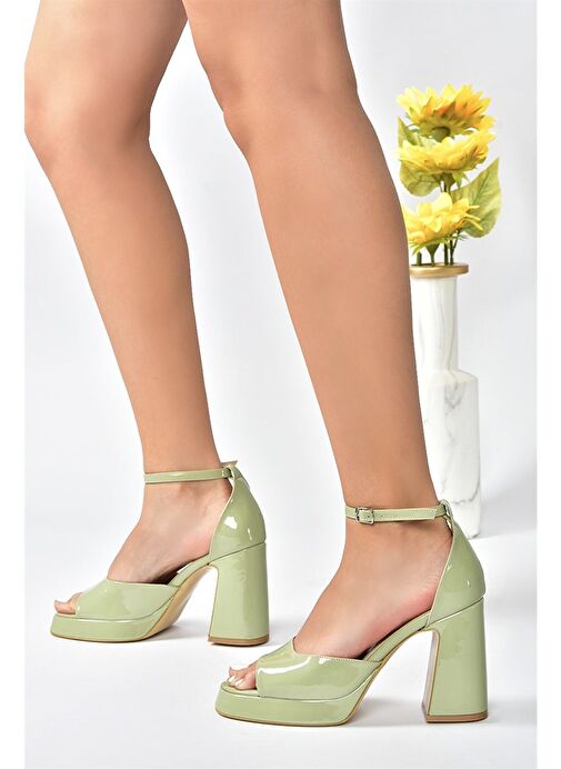 Yeşil Rugan Kalın Platform Topuklu Kadın Ayakkabı K404100208 - Görsel 4