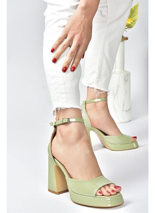 Yeşil Rugan Kalın Platform Topuklu Kadın Ayakkabı K404100208 - Görsel 5