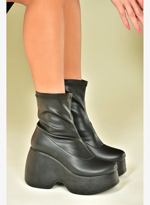Siyah Dolgu Tabanlı Günlük Kadın Bot N973333309 - Görsel 4