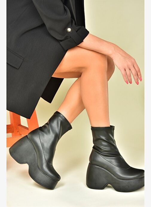 Siyah Dolgu Tabanlı Günlük Kadın Bot N973333309 - Görsel 5