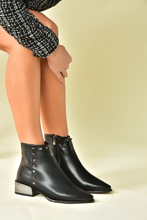 Siyah Zımba Detaylı Kadın Bot N820032309 - Görsel 2