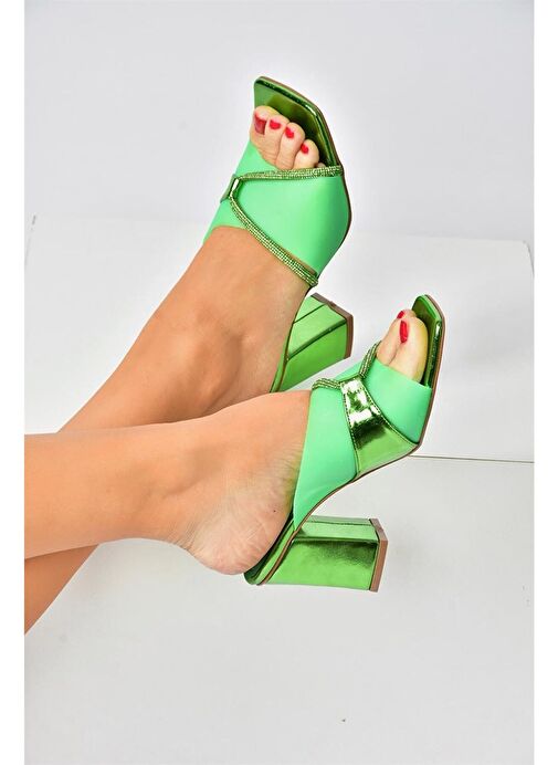 Yeşil Şeffaf Topuklu Kadın Abiye Terlik P820207523 - Görsel 2