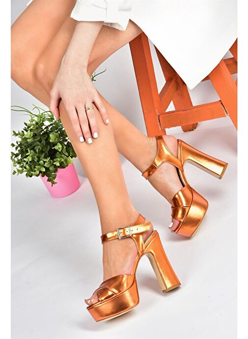 M348202459 Turuncu Metalik Platform Topuklu Kadın Abiye Ayakkabı - Görsel 3