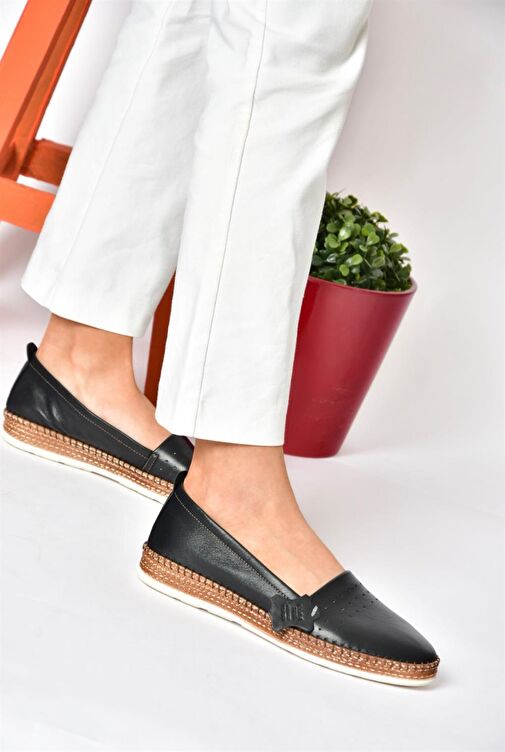 P555002503 Siyah Hakiki Deri Günlük Kadın Ayakkabı - Görsel 4