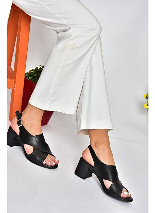 P555450503 Siyah Hakiki Deri Kalın Topuklu Kadın Ayakkabı - Görsel 3