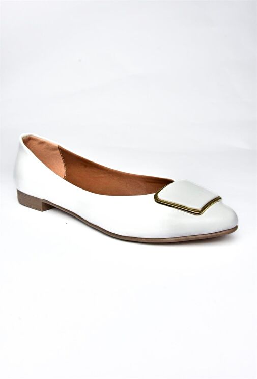 P726776309 Beyaz Toka Aksesuarlı Kadın Babet - Görsel 6