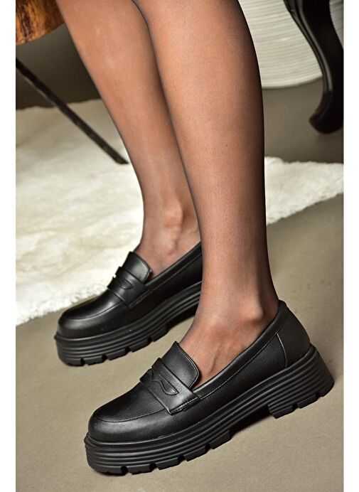 R996092009 Siyah Kalın Tabanlı Günlük Kadın Ayakkabı - Görsel 3