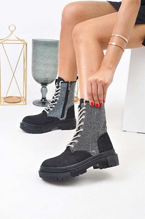 R726543602 Siyah Süet Taş Detaylı Kadın Postal Bot - Görsel 4