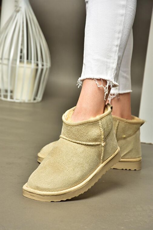 R612018402 Bej Süet İçi Tüylü Yarım Kadın Bot - Görsel 6