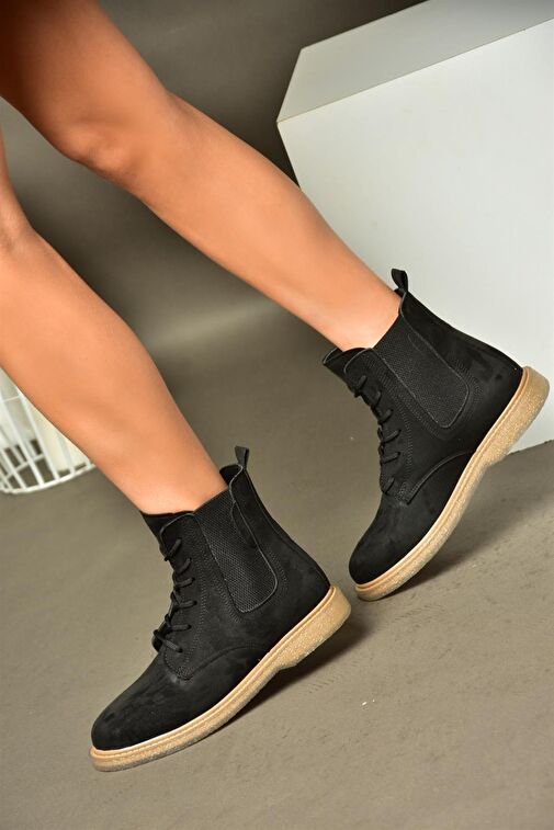 R374961902 Siyah Süet Yanı Lastikli Klasik Kadın Bot - Görsel 4