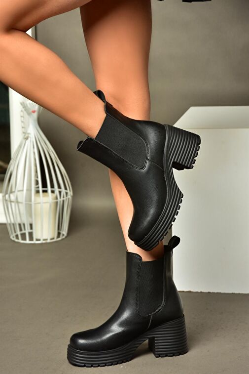 R996020009 Siyah Kalın Topuklu Kadın Bot - Görsel 3