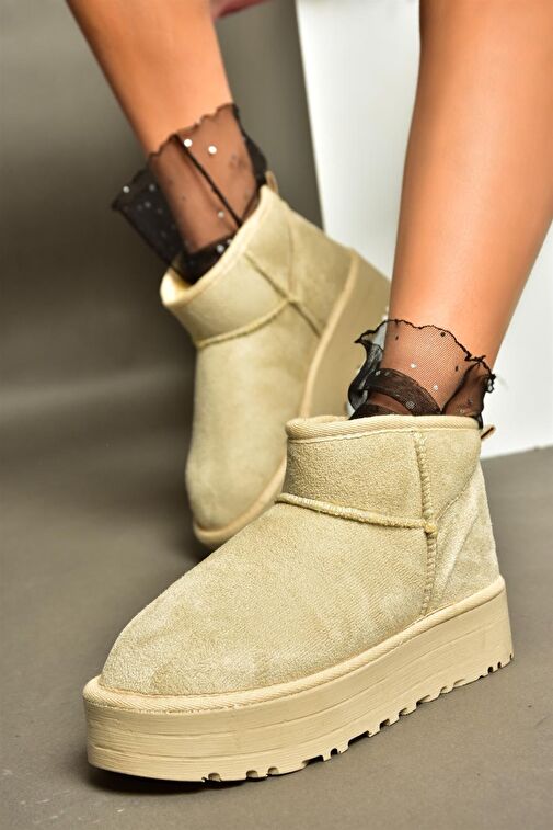 R612033402 Bej Süet İçi Tüylü Kalın Tabanlı Yarım Kadın Bot - Görsel 6