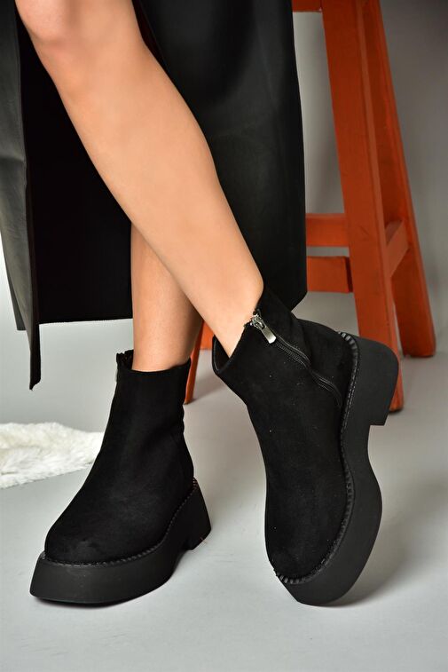 R820190202 Siyah Süet Kalın Tabanlı Kadın Bot - Görsel 4