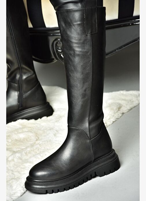 R312401309 Siyah Kalın Tabanlı Kadın Çizme - Görsel 2
