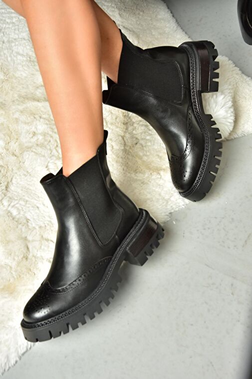 R312152909 Siyah Kalın Tabanlı Kadın Bot - Görsel 3