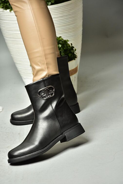 R312222109 Siyah Alçak Tabanlı Kadın Bot - Görsel 6