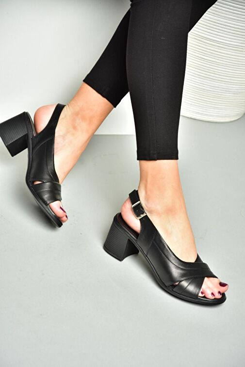 P555452203 Siyah Hakiki Deri Kalın Topuklu Kadın Ayakkabı - Görsel 4