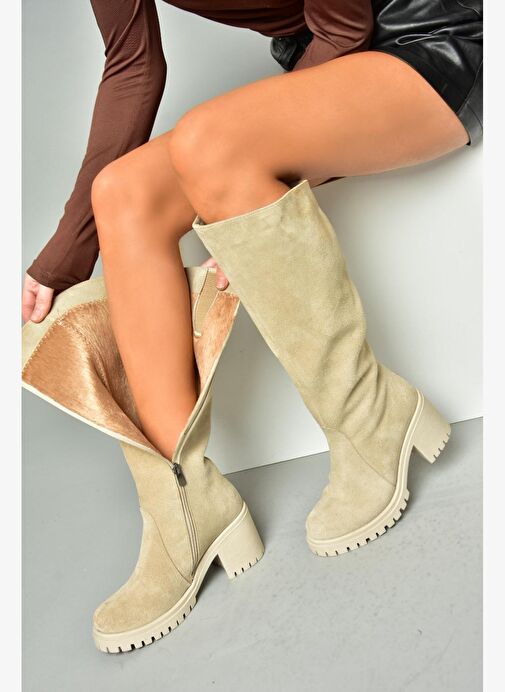 R654047702 Bej Hakiki Deri Süet Kalın Topuklu Kadın Çizme - Görsel 4