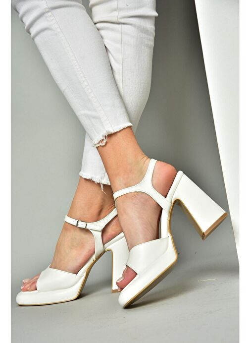 S569012809 Beyaz Kalın Topuklu Kadın Ayakkabı - Görsel 4