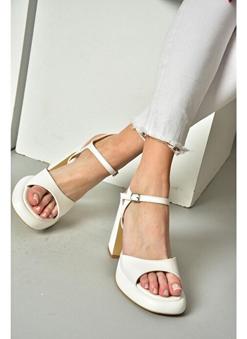 S569012809 Beyaz Kalın Topuklu Kadın Ayakkabı - Görsel 5