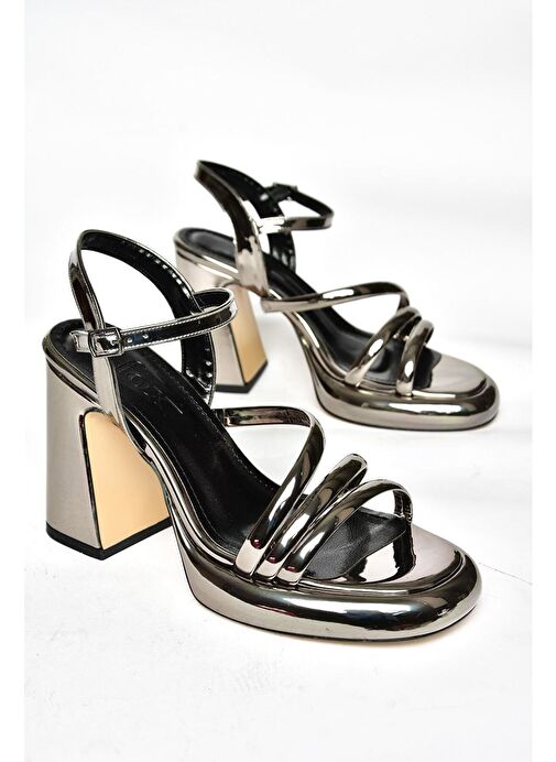 S569020234 Platin Ayna Kalın Topuklu Kadın Abiye Ayakkabı - Görsel 6