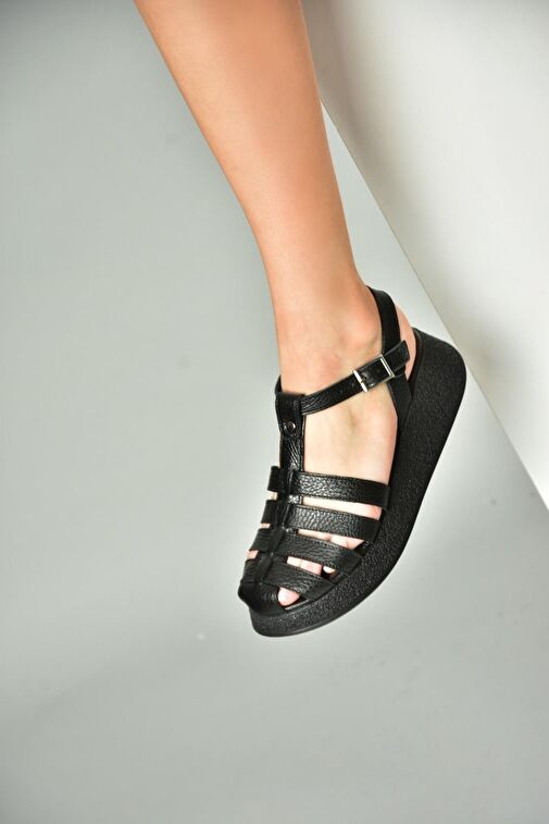 P555050503 Siyah Hakiki Deri Kalın Tabanlı Sandalet - Görsel 3