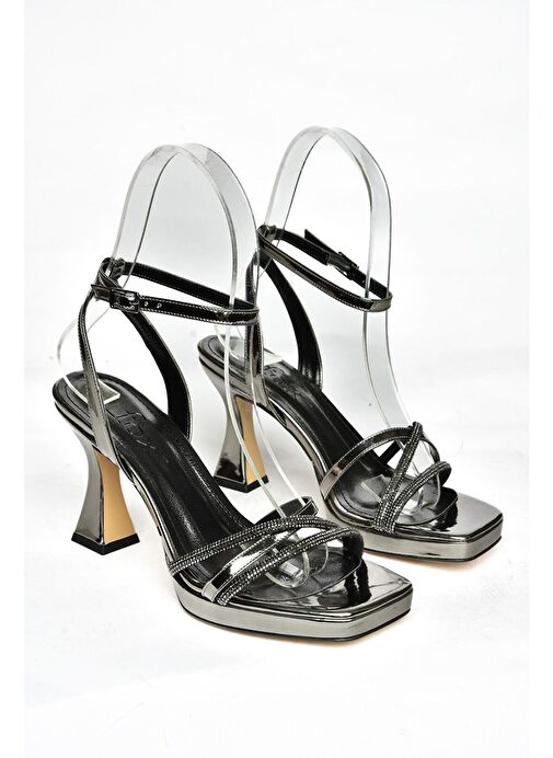 S569312534 Platin Ayna Kalın Topuklu Kadın Abiye Ayakkabı - Görsel 6
