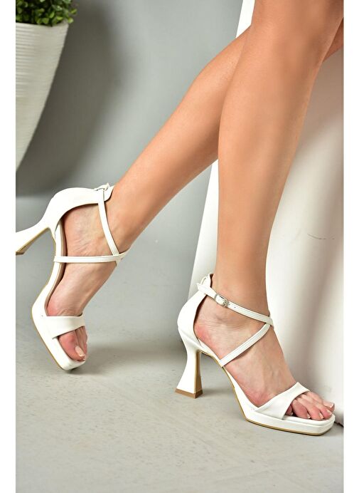 S569315409 Beyaz Kalın Topuklu Ayakkabı - Görsel 5