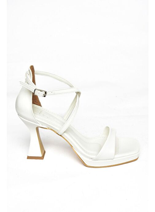 S569315409 Beyaz Kalın Topuklu Ayakkabı - Görsel 7